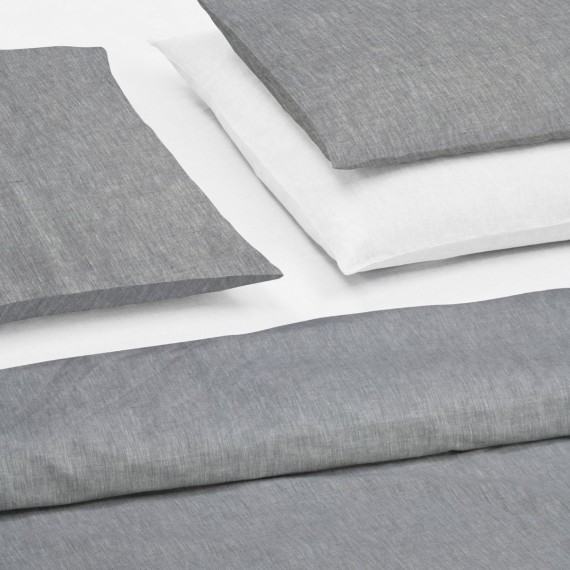 Christian Fischbacher Sunkiss 016 midnight black, linge de lit en demi-lin Crispy