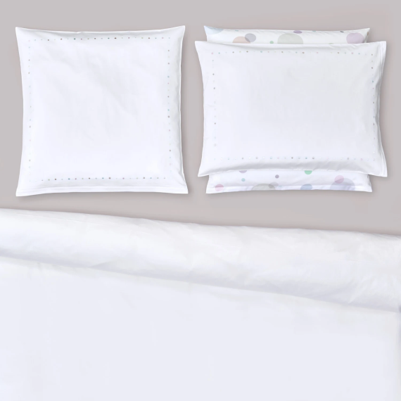 Christian Fischbacher Twinkle 010 turquoise-rose-vanille, linge de lit brodé en satin