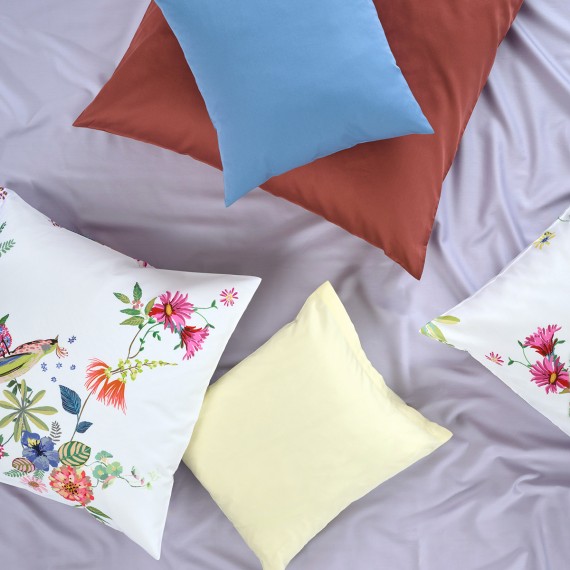 Christian Fischbacher Papagena, Satin Bettwäsche mit Vögeln, Schmetterlingen und Blumen