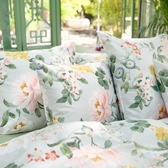 Schlossberg Artemis vert - Satin Bettwäsche mit Blumen