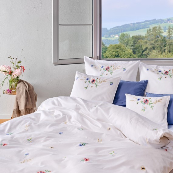 Biancheria da letto Summerfield in satin ricamato di Christian Fischbacher