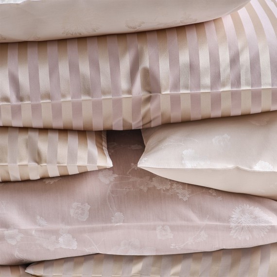 Biancheria da letto Fiori Pastello in jacquard di Christian Fischbacher