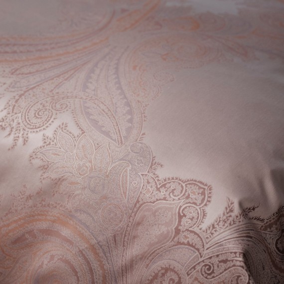 Christian Fischbacher Grace 828 rosa chiaro – Jacquard paisley