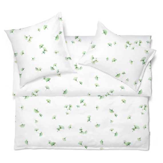 Aiko: foglie di ginkgo in verde su satin bianco firmato Schlossberg