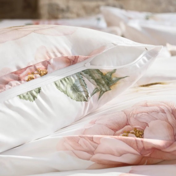 Linge de lit Schlossberg Rose en satin – élégance lumineuse