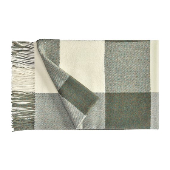 Christian Fischbacher Carré 604 verde Plaid